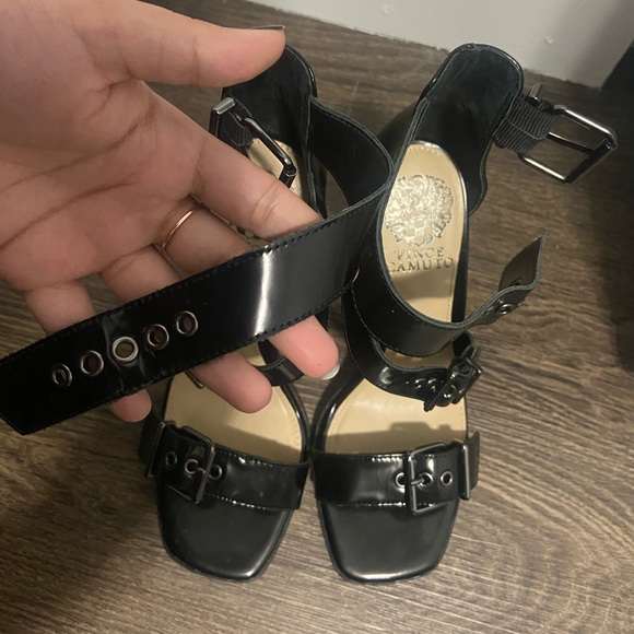 Vince Camuto Black Heels - Picture 4 of 4